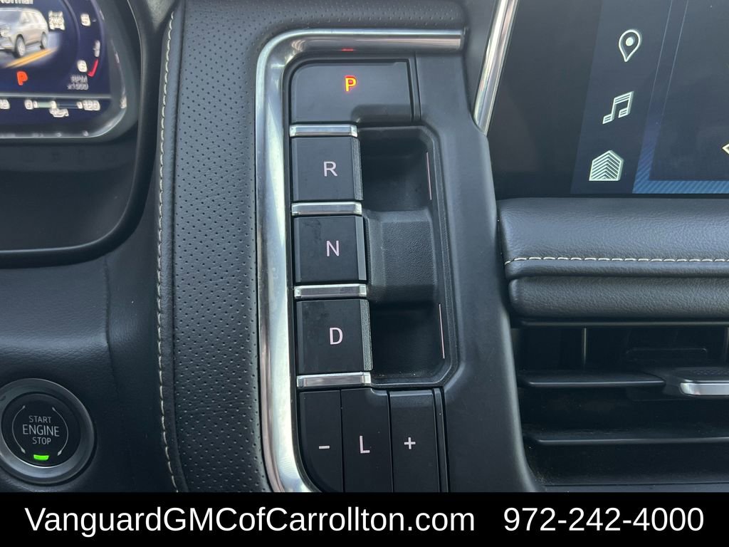 Used 2023 Chevrolet Suburban Premier w/ Advanced Technology Package image 20