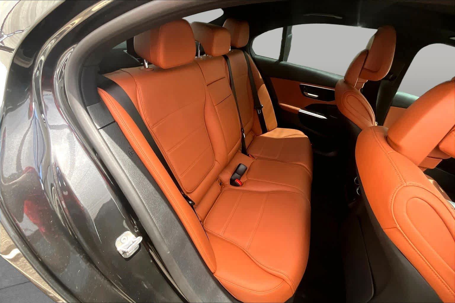 Certified 2026 Mercedes-Benz C 300 4MATIC Sedan image 20