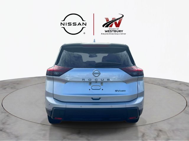 Used 2024 Nissan Rogue SV AWD/4WD image 7