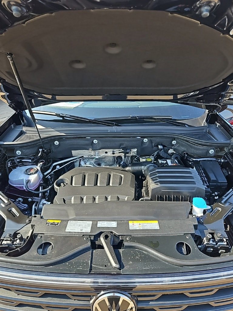 New 2026 Volkswagen Atlas Cross Sport SE image 10