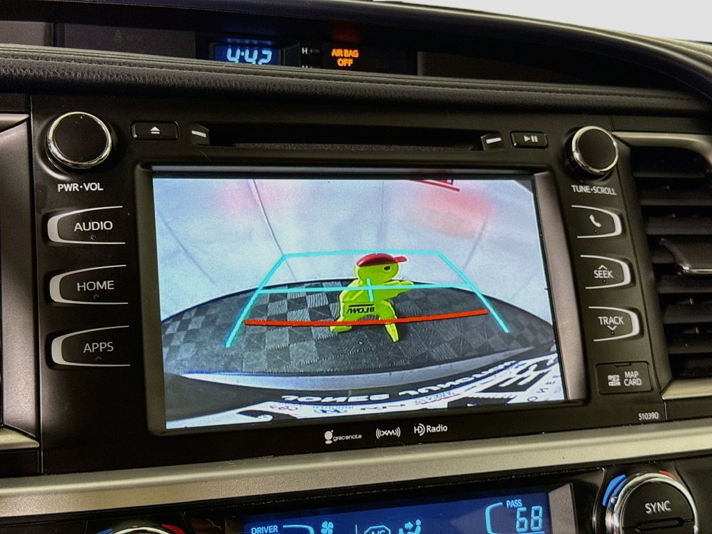 Certified 2019 Toyota Highlander XLE AWD/4WD image 6