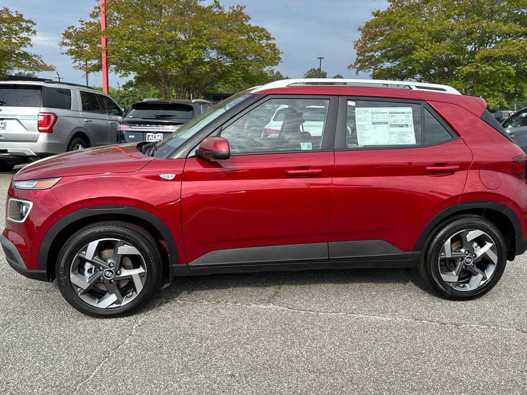 New 2025 Hyundai Venue Limited image 7