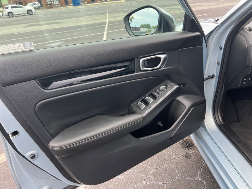 Certified 2022 Honda Civic Touring image 32