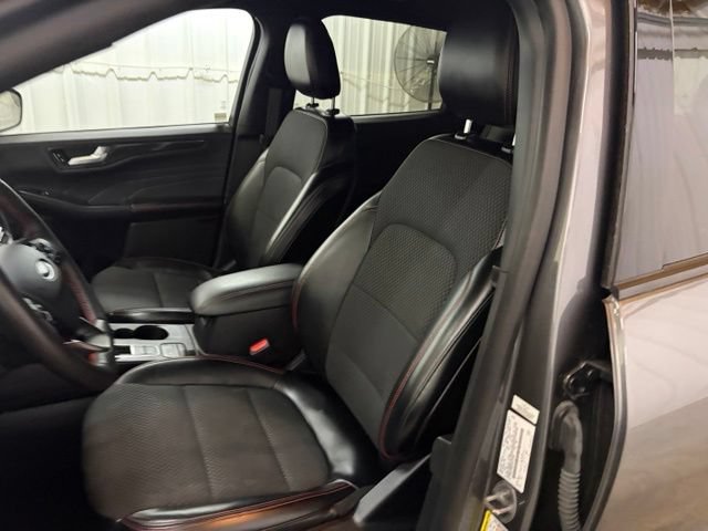 Used 2024 Ford Escape ST-Line AWD/4WD image 30