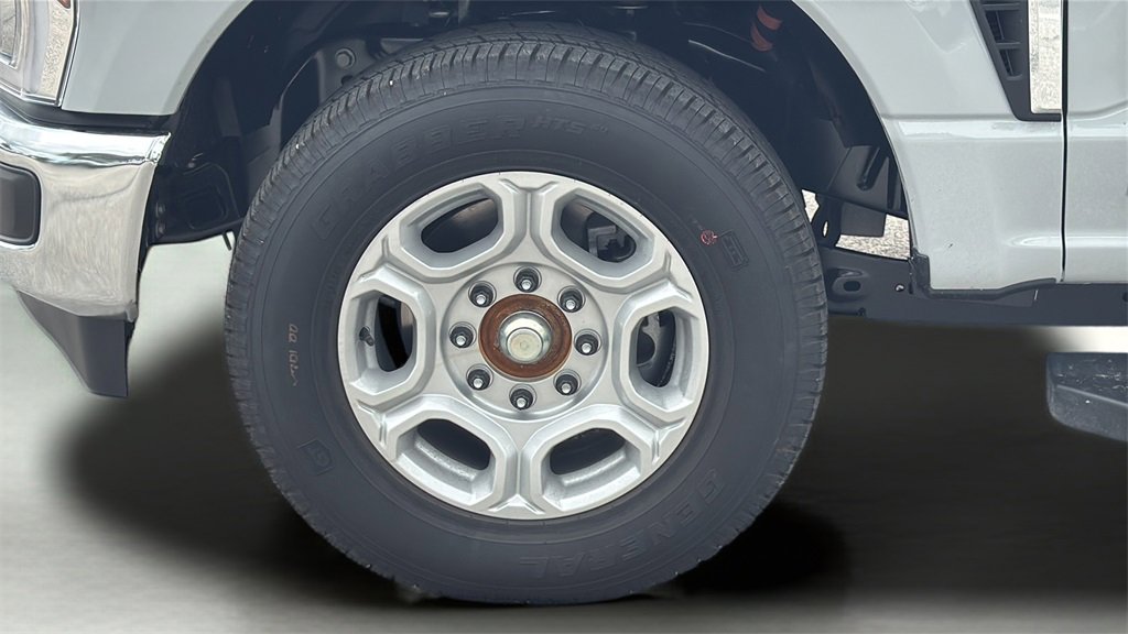 New 2026 Ford F250 XL image 27