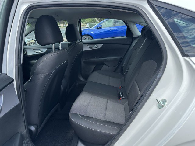 Used 2023 Kia Forte LXS FWD image 13