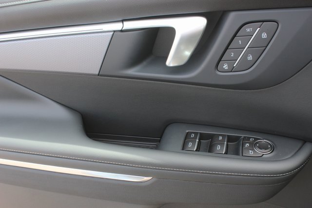 New 2026 Buick Enclave Sport Touring w/ Power Package image 18