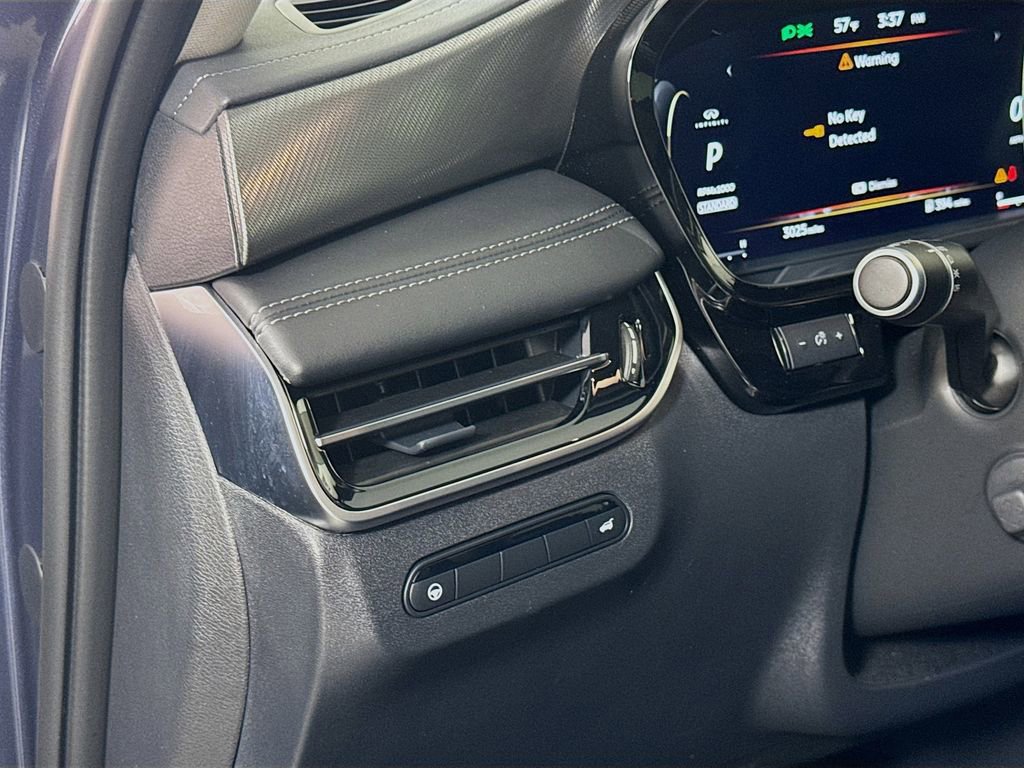 Used 2026 INFINITI QX60 Luxe w/ Cargo Package image 10