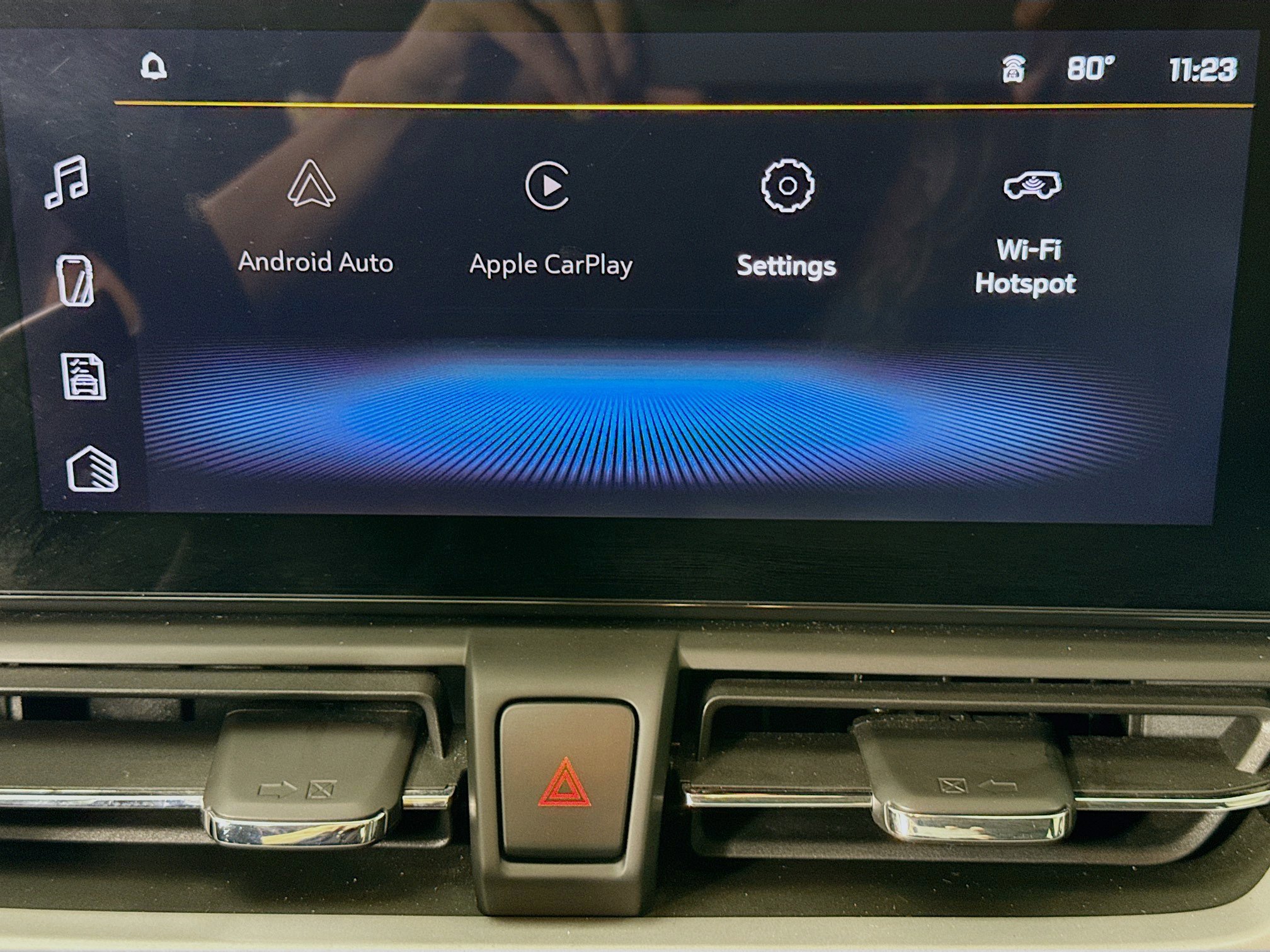 Used 2025 Chevrolet TrailBlazer LS w/ LS Convenience Package FWD image 13