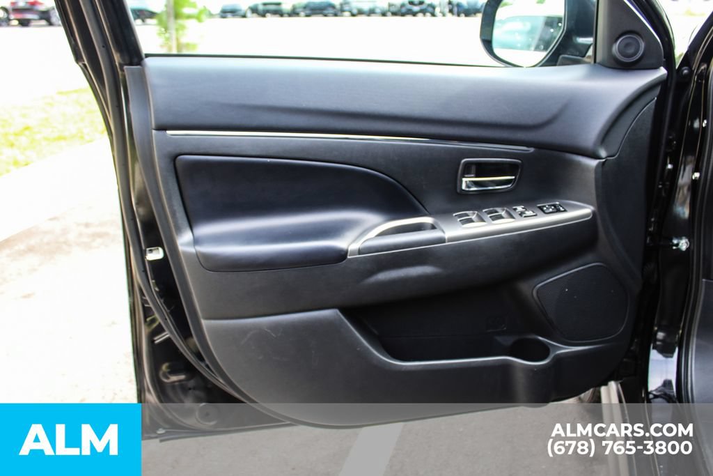 Used 2024 Mitsubishi Outlander Sport SE AWD/4WD image 36