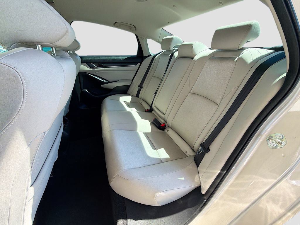 Used 2018 Honda Accord EX image 24