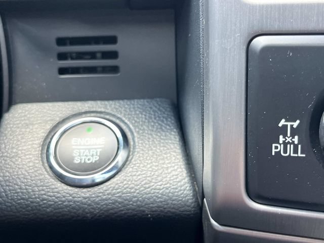 Used 2022 Ford F350 Platinum AWD/4WD image 43