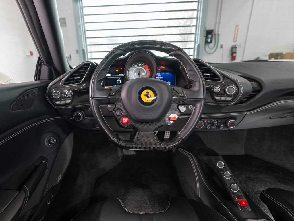 Used 2018 Ferrari 488 GTB RWD image 25