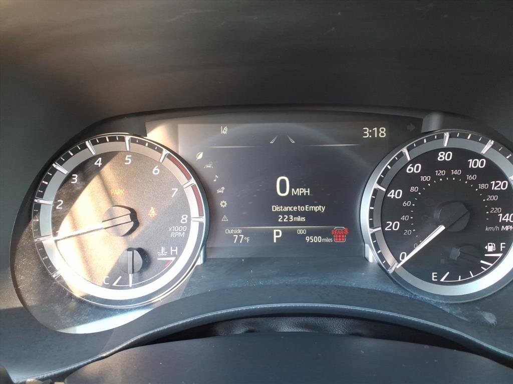 Certified 2024 Toyota Highlander LE AWD/4WD image 14