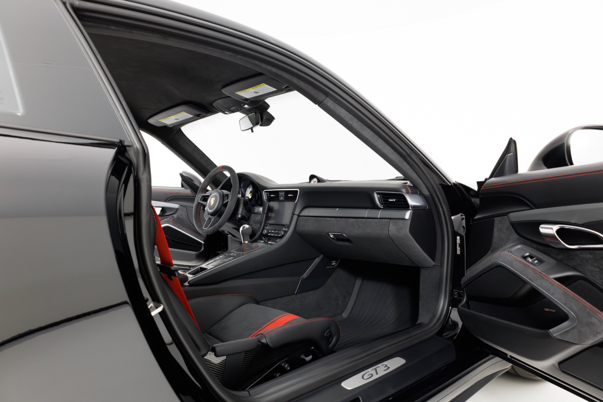 Used 2018 Porsche 911 GT3 RWD image 32