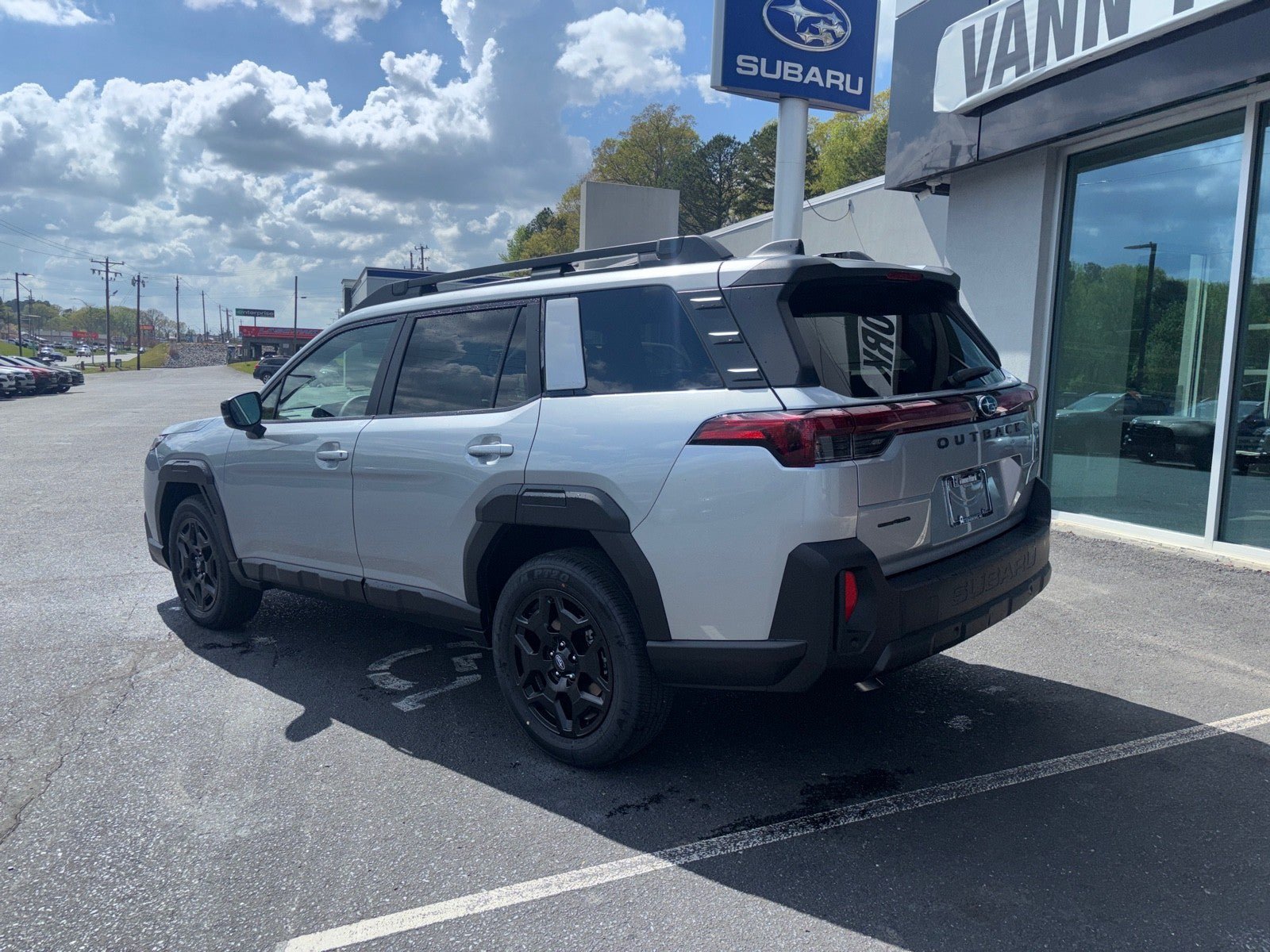 New 2026 Subaru Outback Limited AWD/4WD image 2