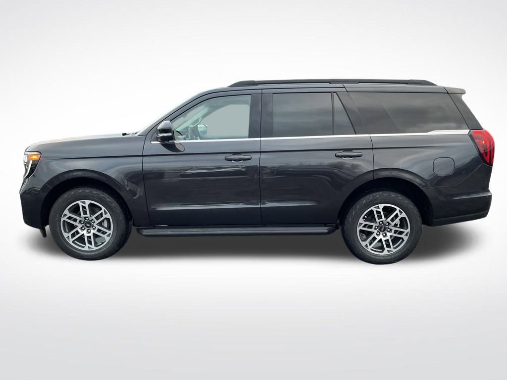 New 2026 Ford Expedition Active AWD/4WD image 2