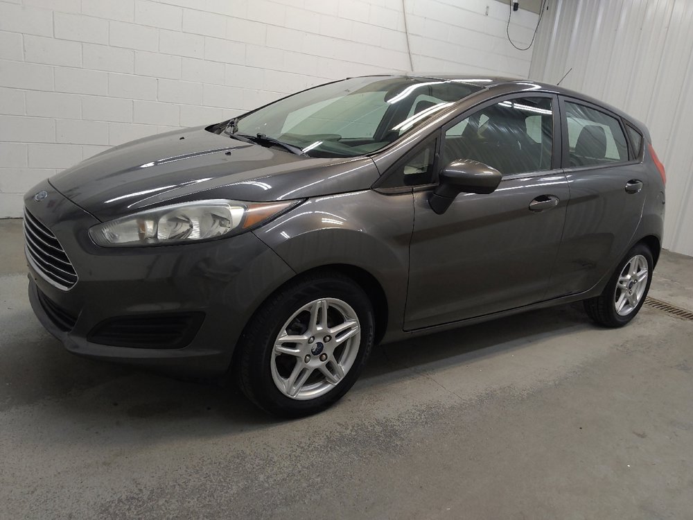 Used 2017 Ford Fiesta SE FWD image 2