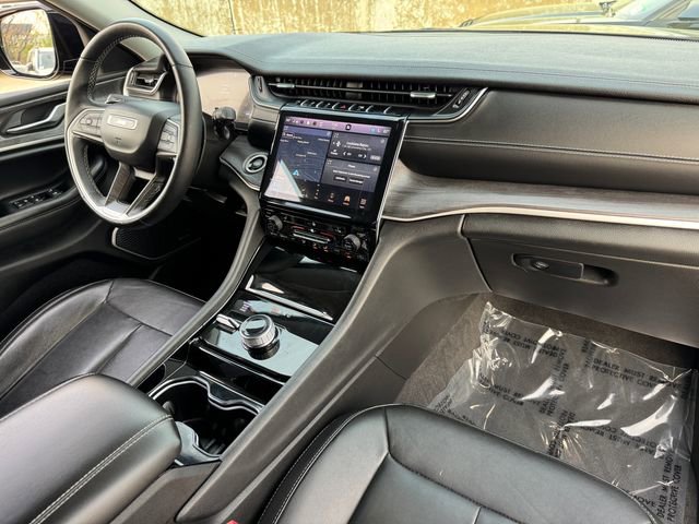 Used 2022 Jeep Grand Cherokee L Limited AWD/4WD image 21