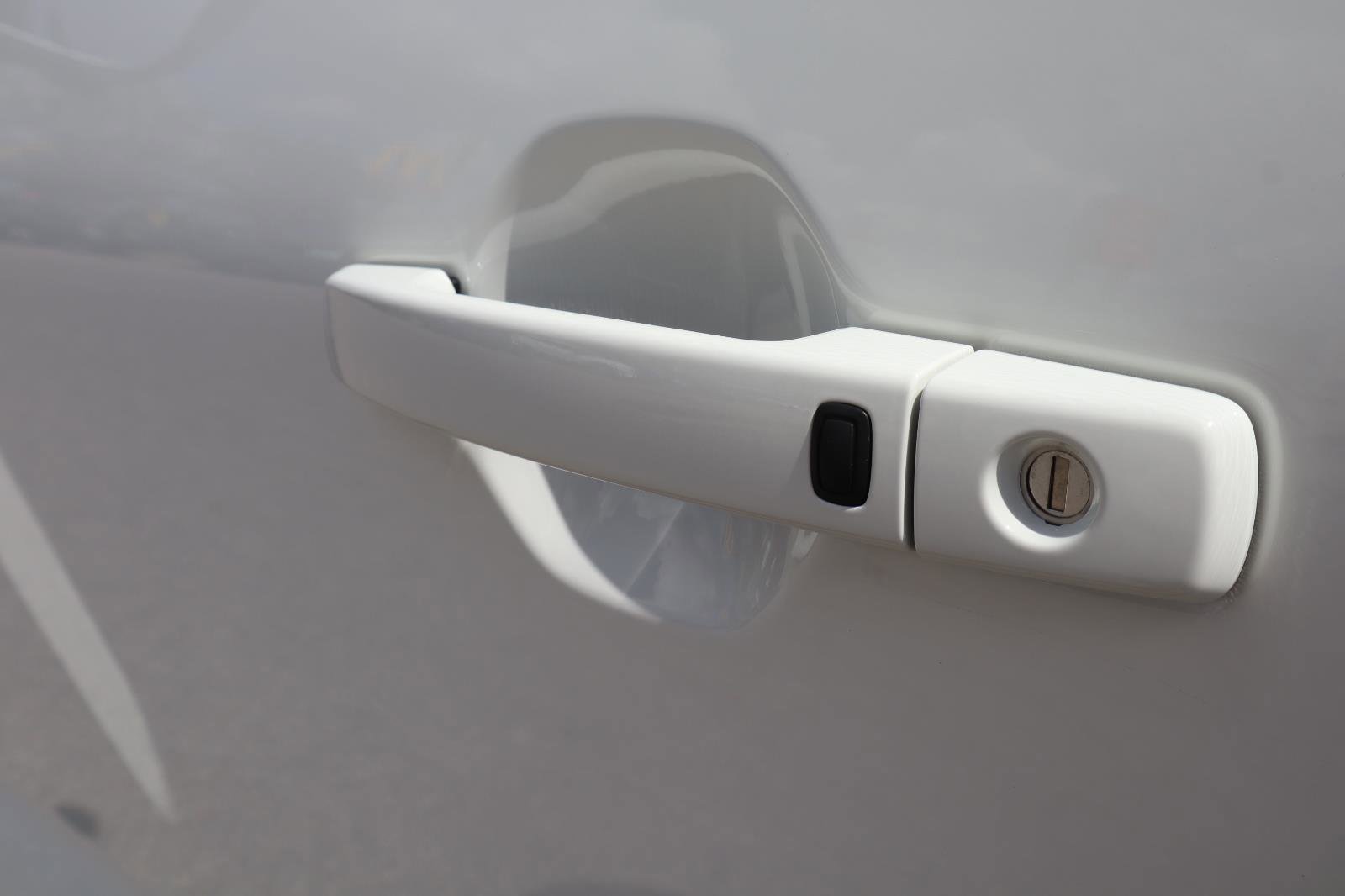 New 2026 Nissan Frontier SV image 5