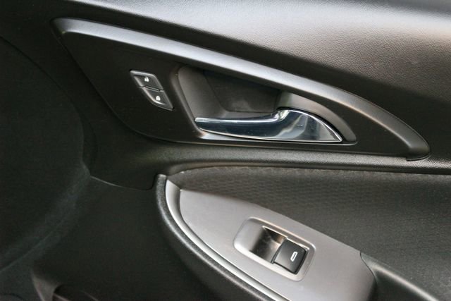 Used 2019 Chevrolet Malibu LS FWD image 9