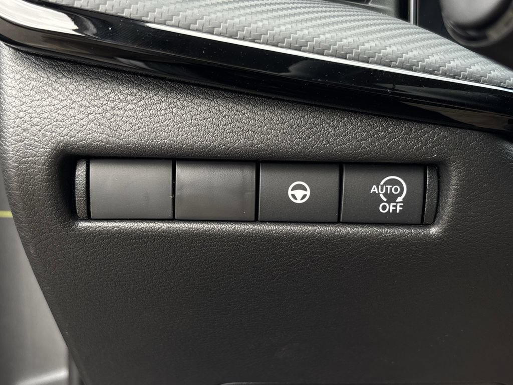 New 2026 Nissan Kicks SR w/ Cold Weather Package FWD image 20