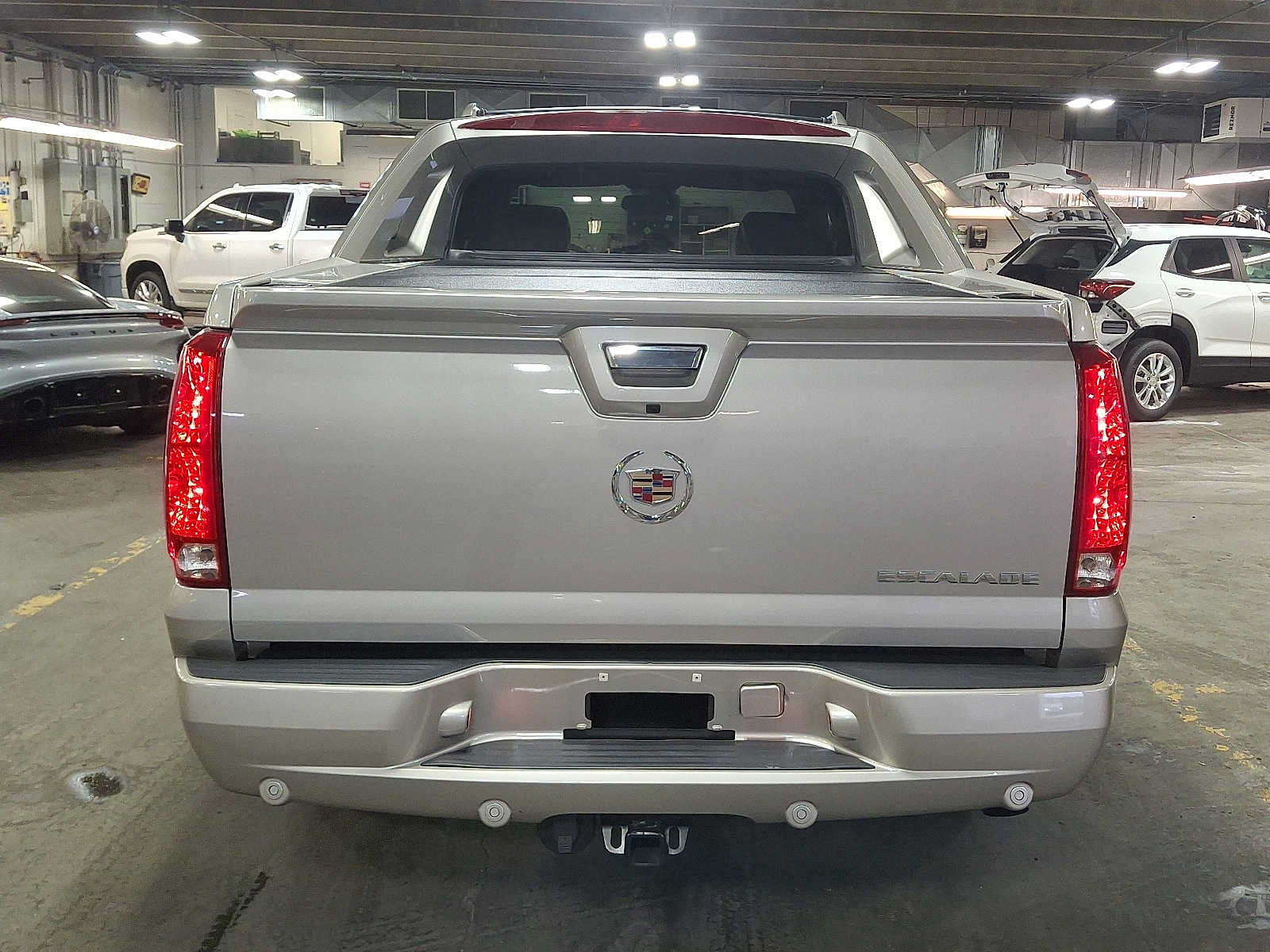 Used 2008 Cadillac Escalade EXT AWD/4WD image 5