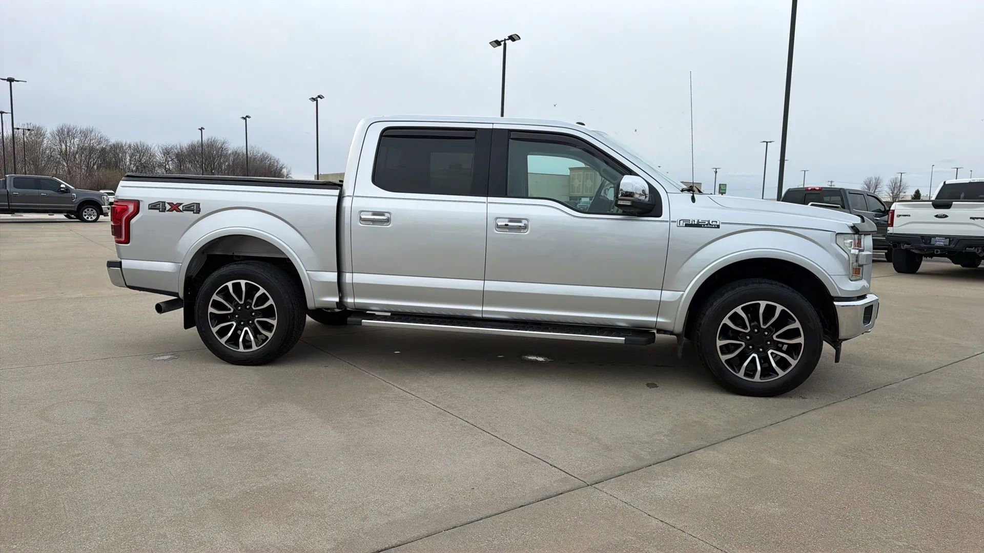 Used 2017 Ford F150 Lariat w/ Equipment Group 502A Luxury image 27