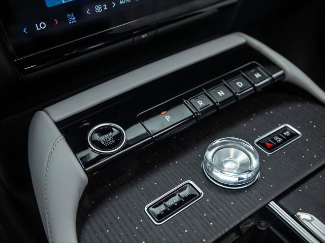 New 2025 Lincoln Navigator L Black Label w/ Black Label Special Edition AWD/4WD image 30