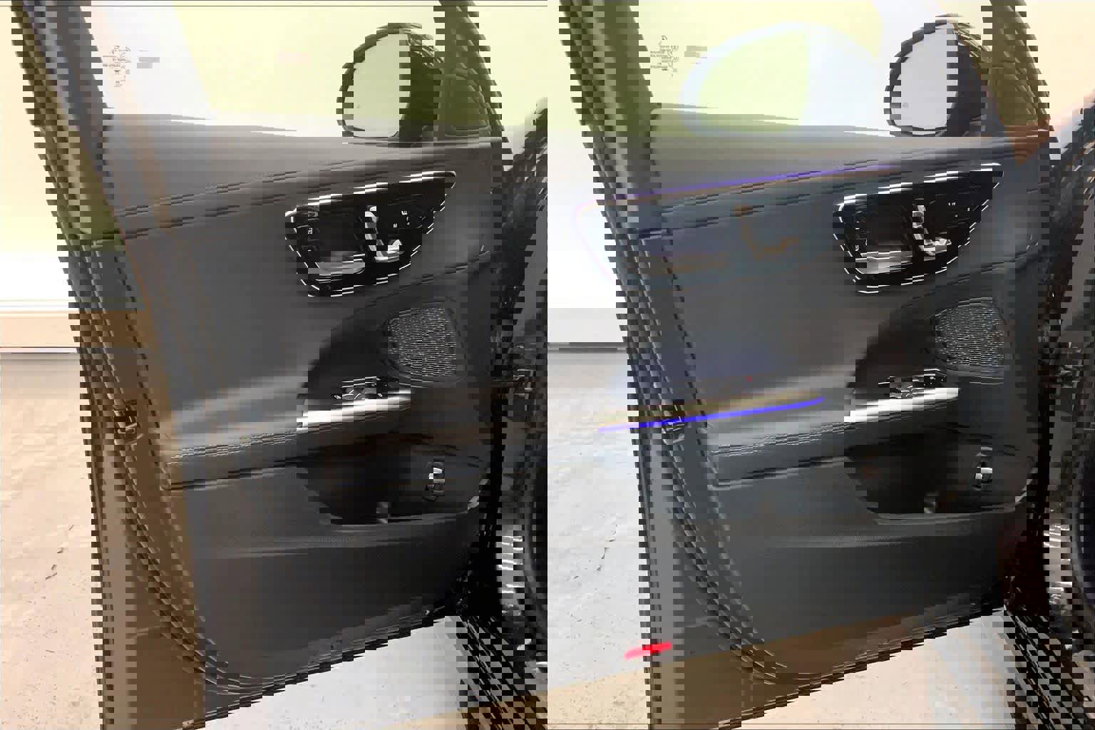 Used 2023 Mercedes-Benz C 300 Sedan image 19