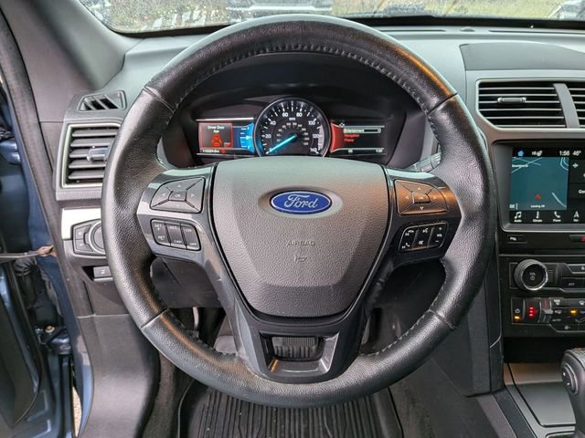 Used 2018 Ford Explorer XLT w/ Equipment Group 202A image 16