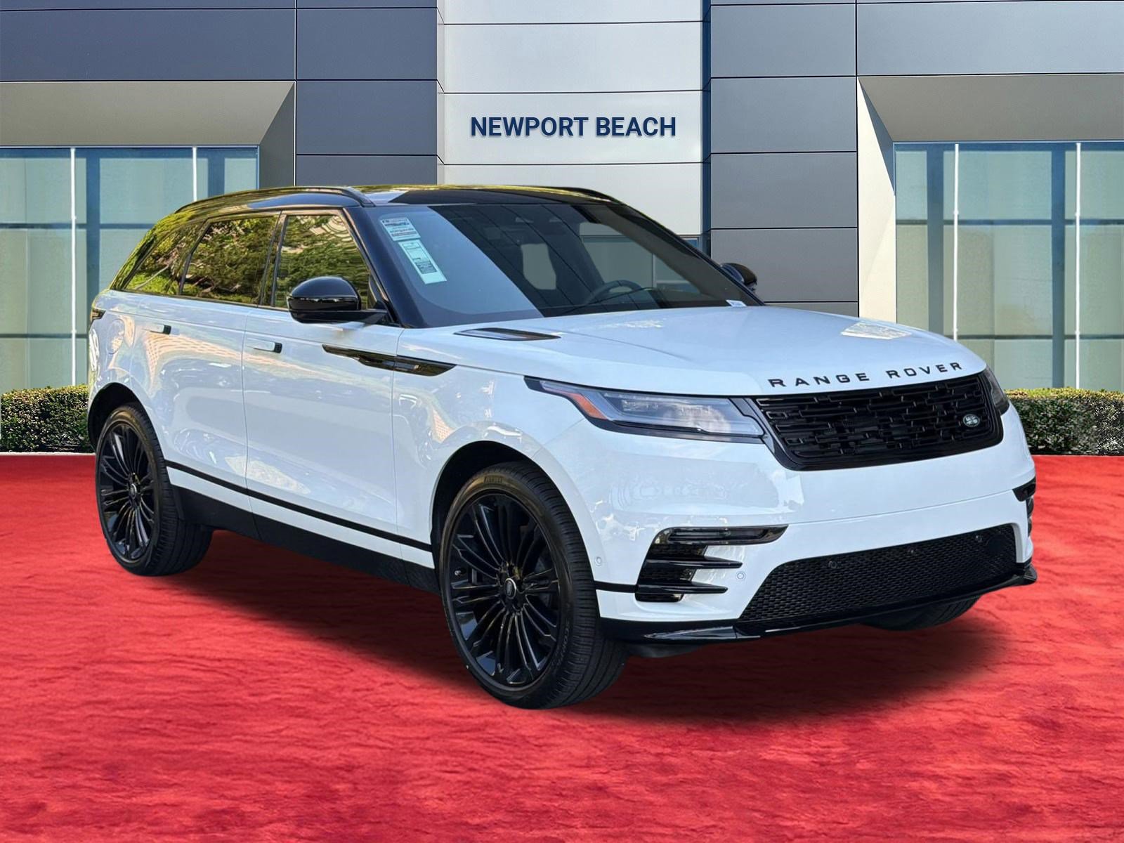 New 2026 Land Rover Range Rover Velar Dynamic SE AWD/4WD image 7