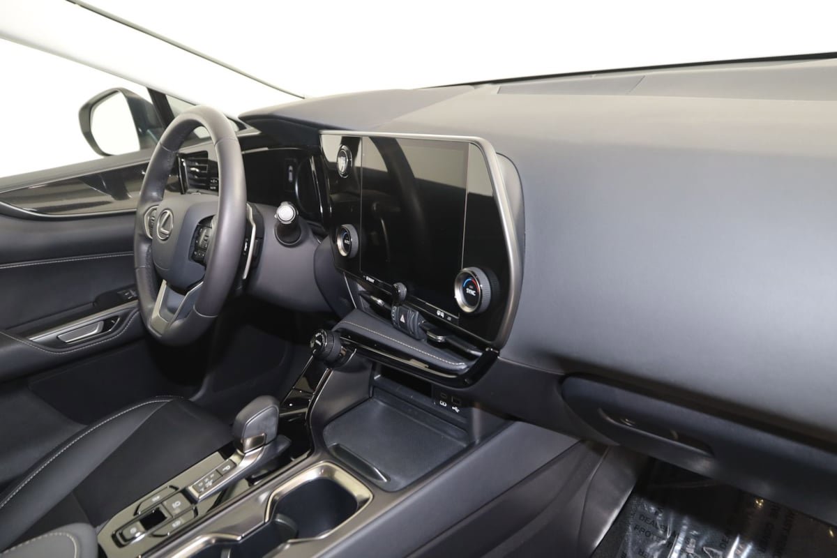 Used 2024 Lexus NX 250 FWD w/ Cold Area Package image 41