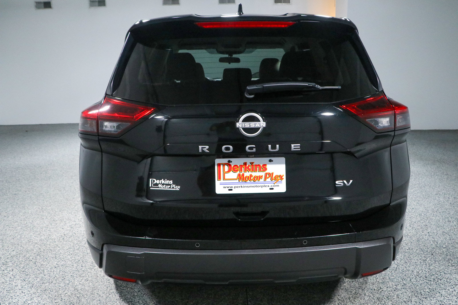 Used 2024 Nissan Rogue SV FWD image 8