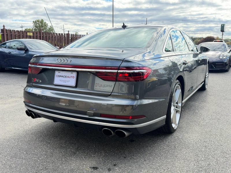 Used 2020 Audi S8 L AWD/4WD image 6