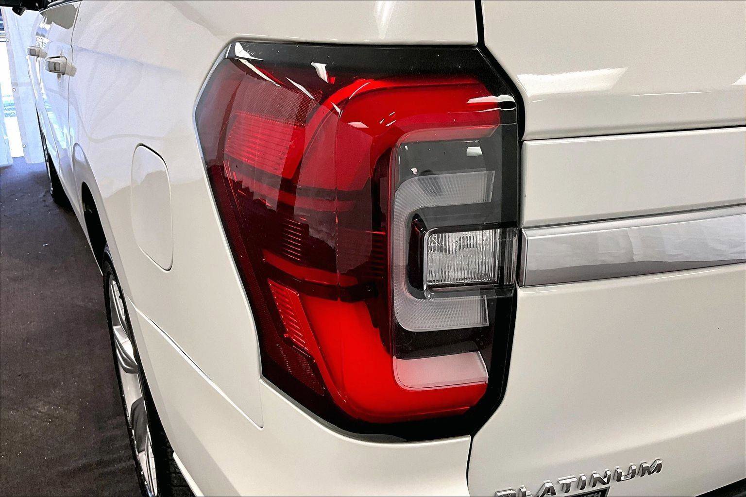 Used 2024 Ford Expedition Max Platinum image 29