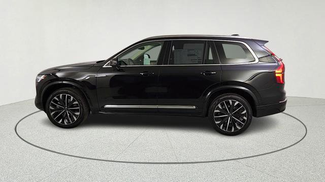 New 2026 Volvo XC90 B5 Plus w/ Protection Package AWD/4WD image 4
