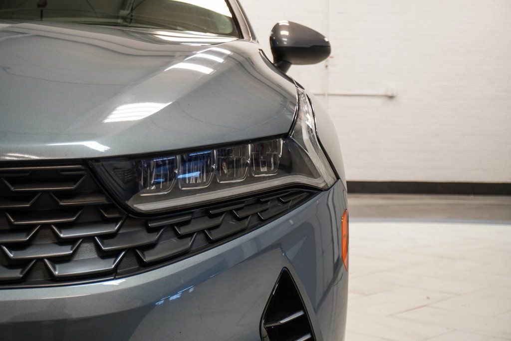 Used 2022 Kia K5 LX image 38