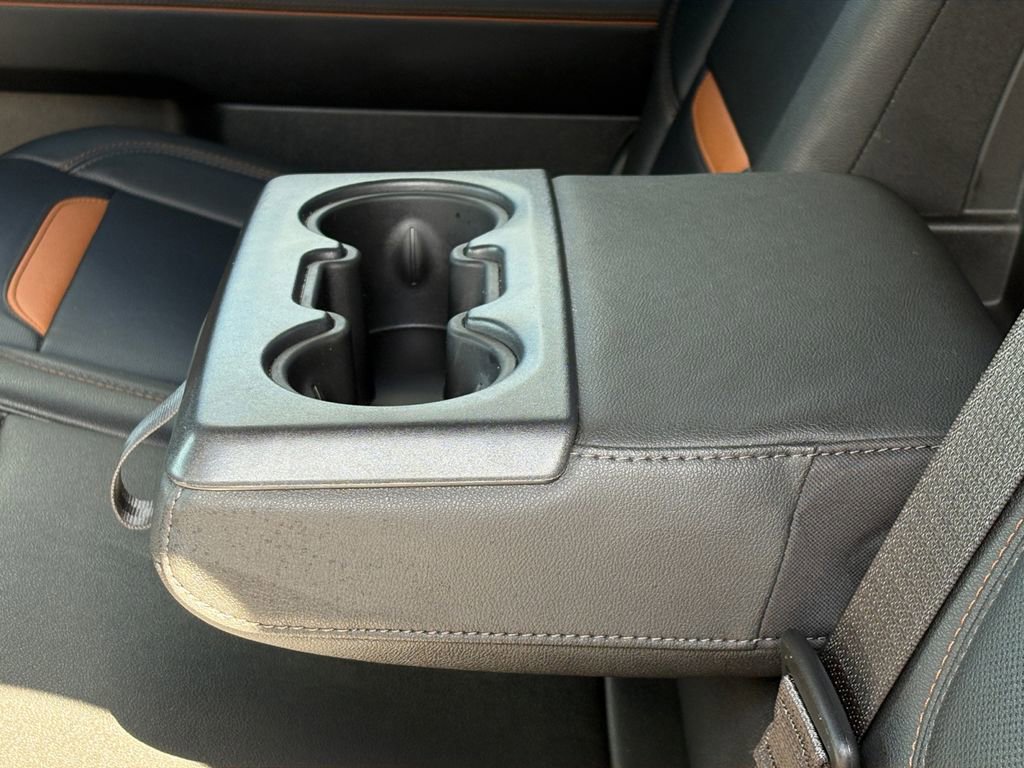 Used 2023 GMC Sierra 1500 AT4 w/ AT4 Preferred Package image 11