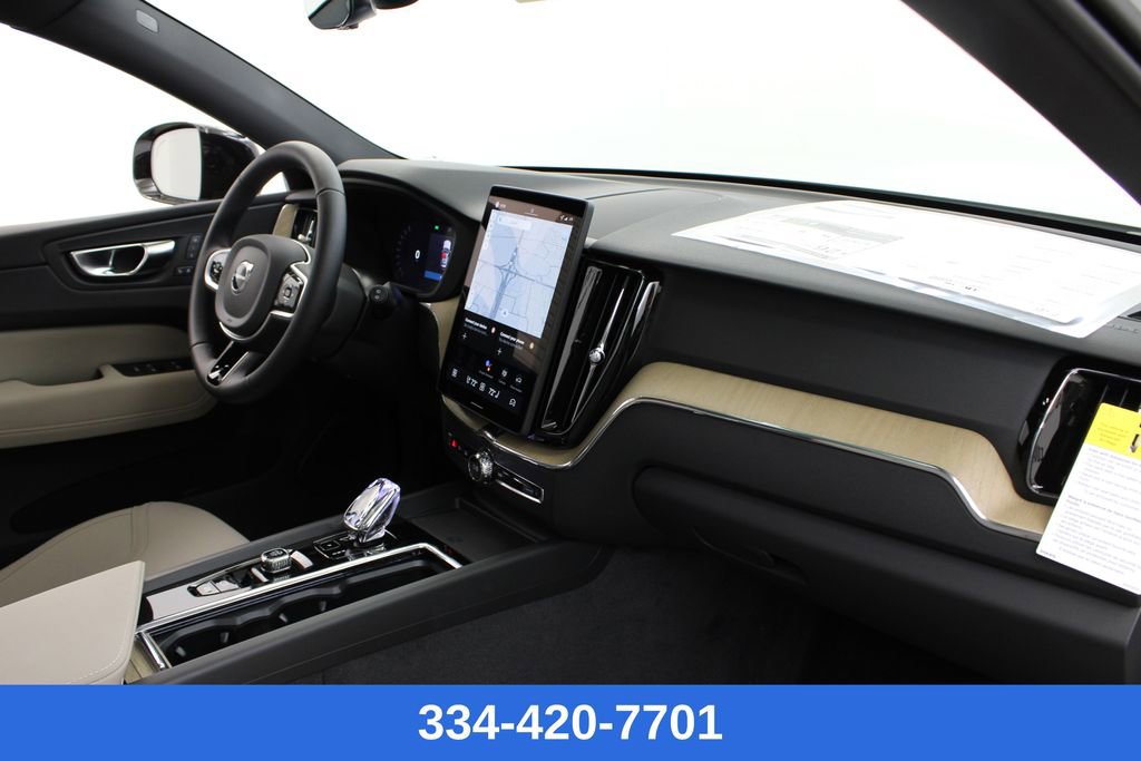 New 2026 Volvo XC60 B5 Plus w/ Climate Package image 25