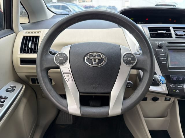 Used 2012 Toyota Prius V Two FWD image 9