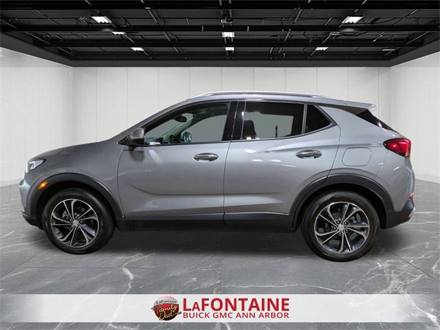 Certified 2023 Buick Encore GX Essence image 2