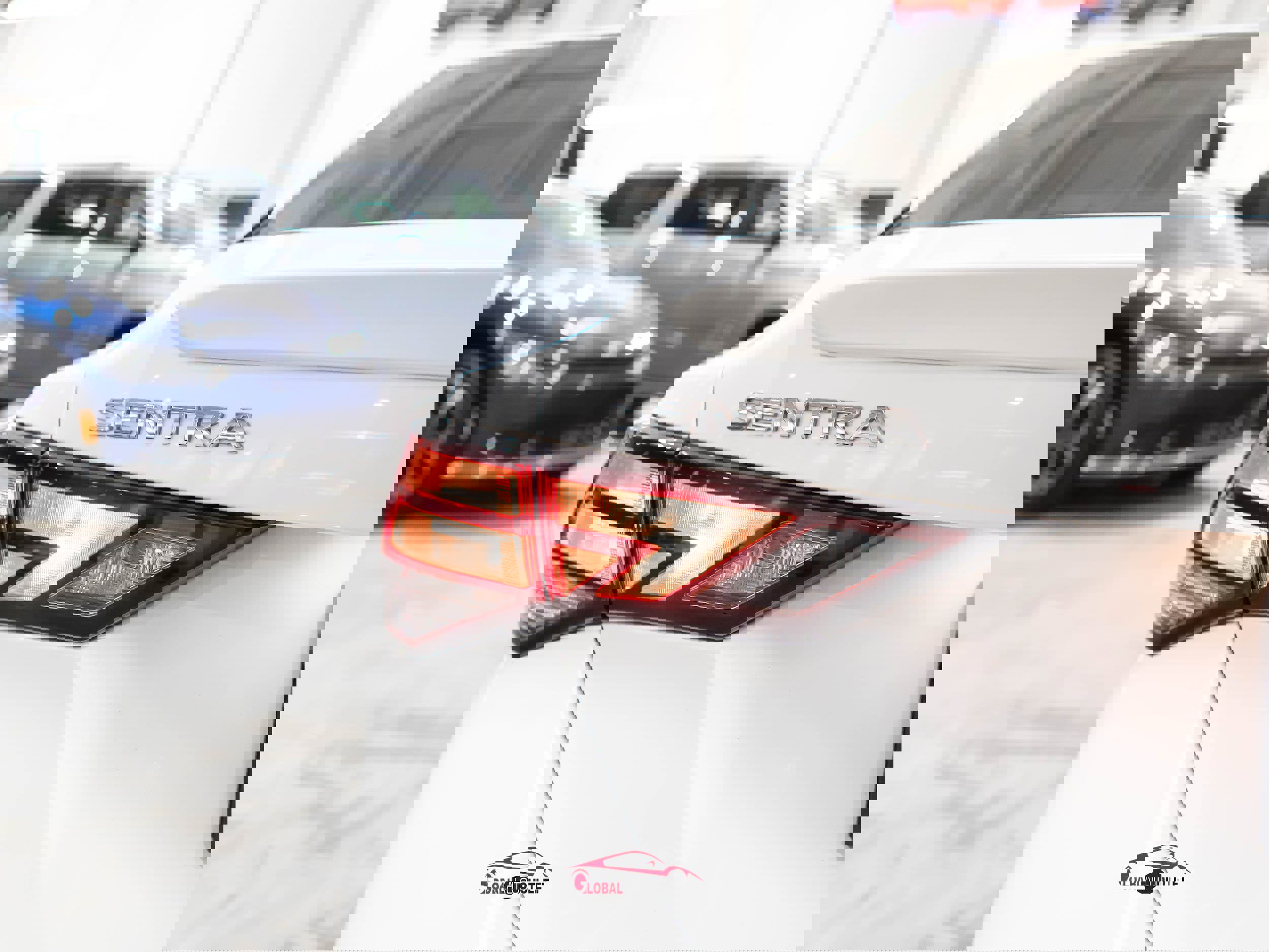 Used 2022 Nissan Sentra SR image 40