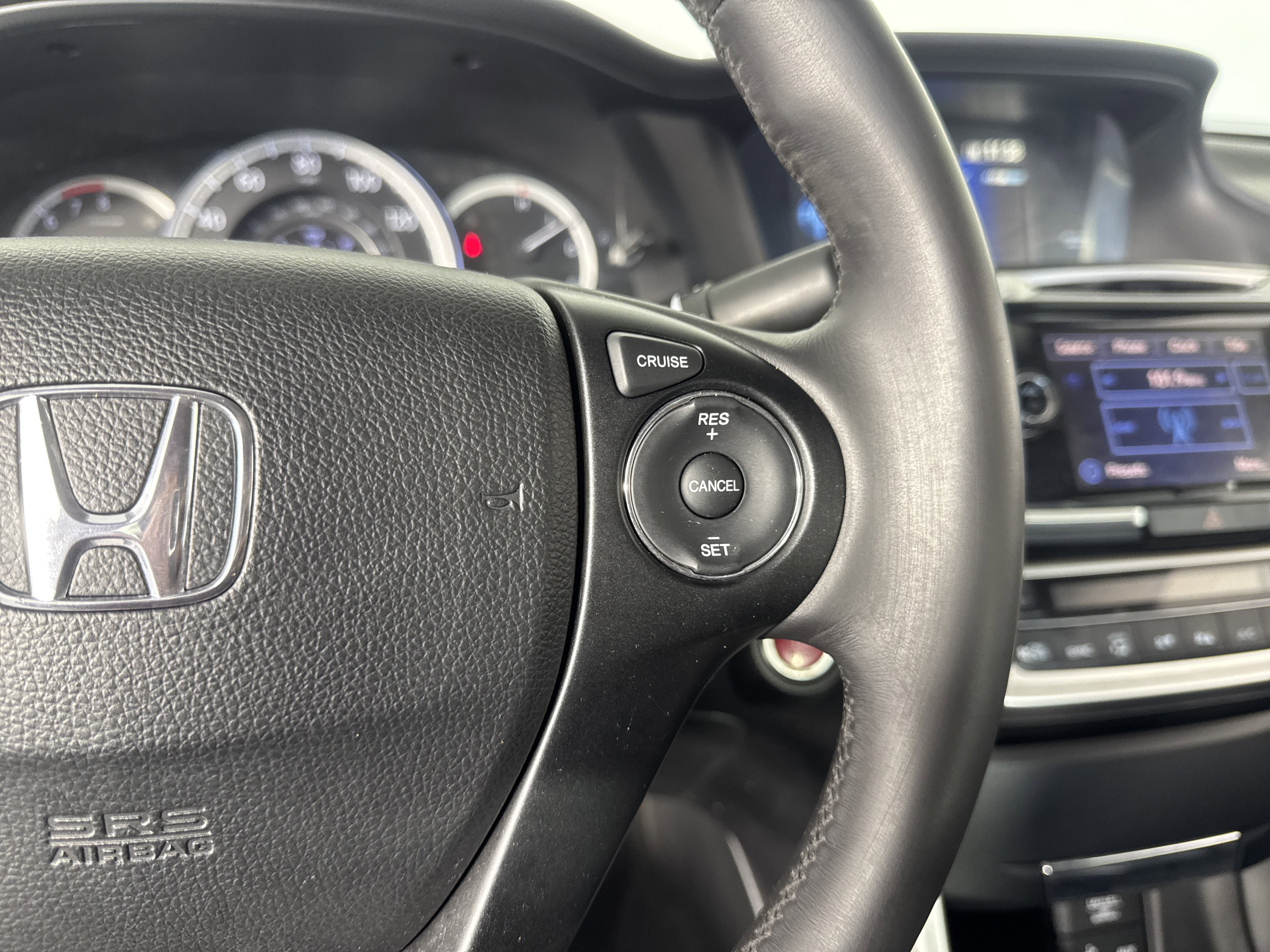 Used 2015 Honda Accord EX-L image 29