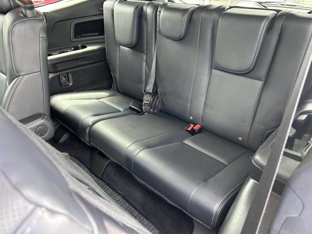 Used 2024 Subaru Ascent Limited AWD/4WD image 11