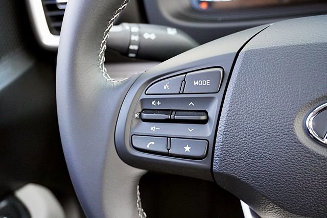 New 2026 Hyundai Venue SEL FWD image 37
