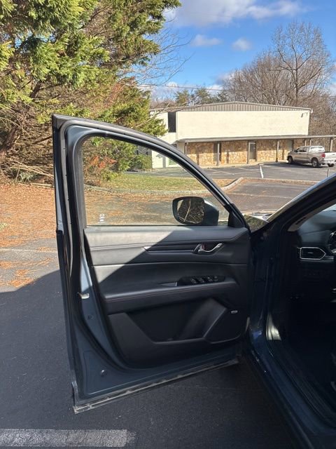 Used 2024 MAZDA CX-5 Carbon Edition image 13