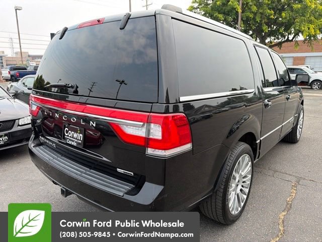 Used 2015 Lincoln Navigator L 4WD w/ Equipment Group 101A Reserve image 5