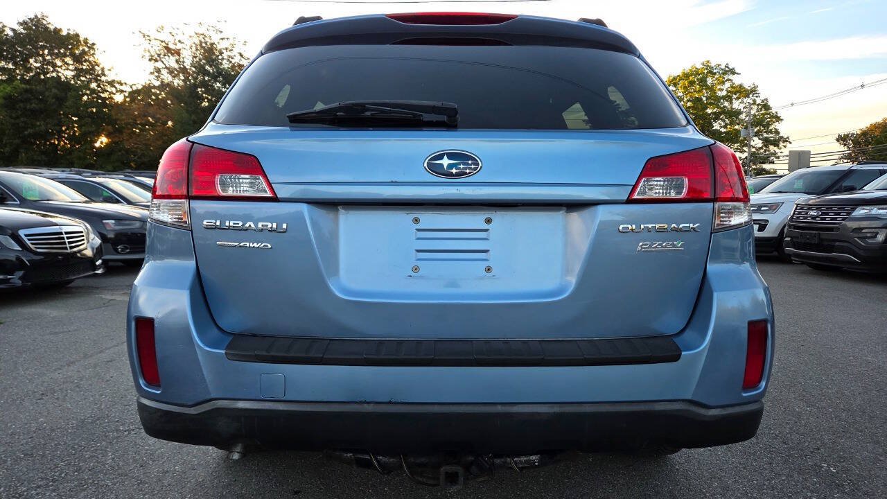 Used 2011 Subaru Outback 2.5i Limited AWD/4WD image 12