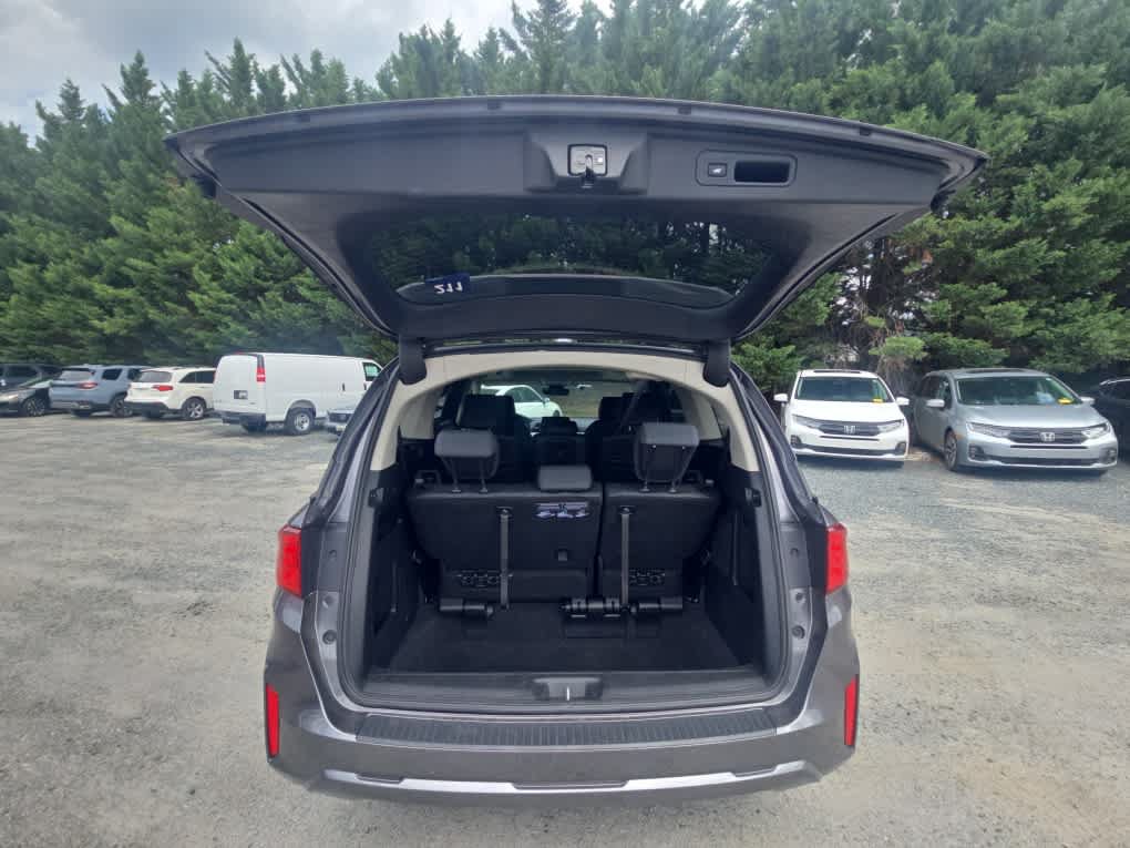 Certified 2025 Honda Odyssey EX-L image 13